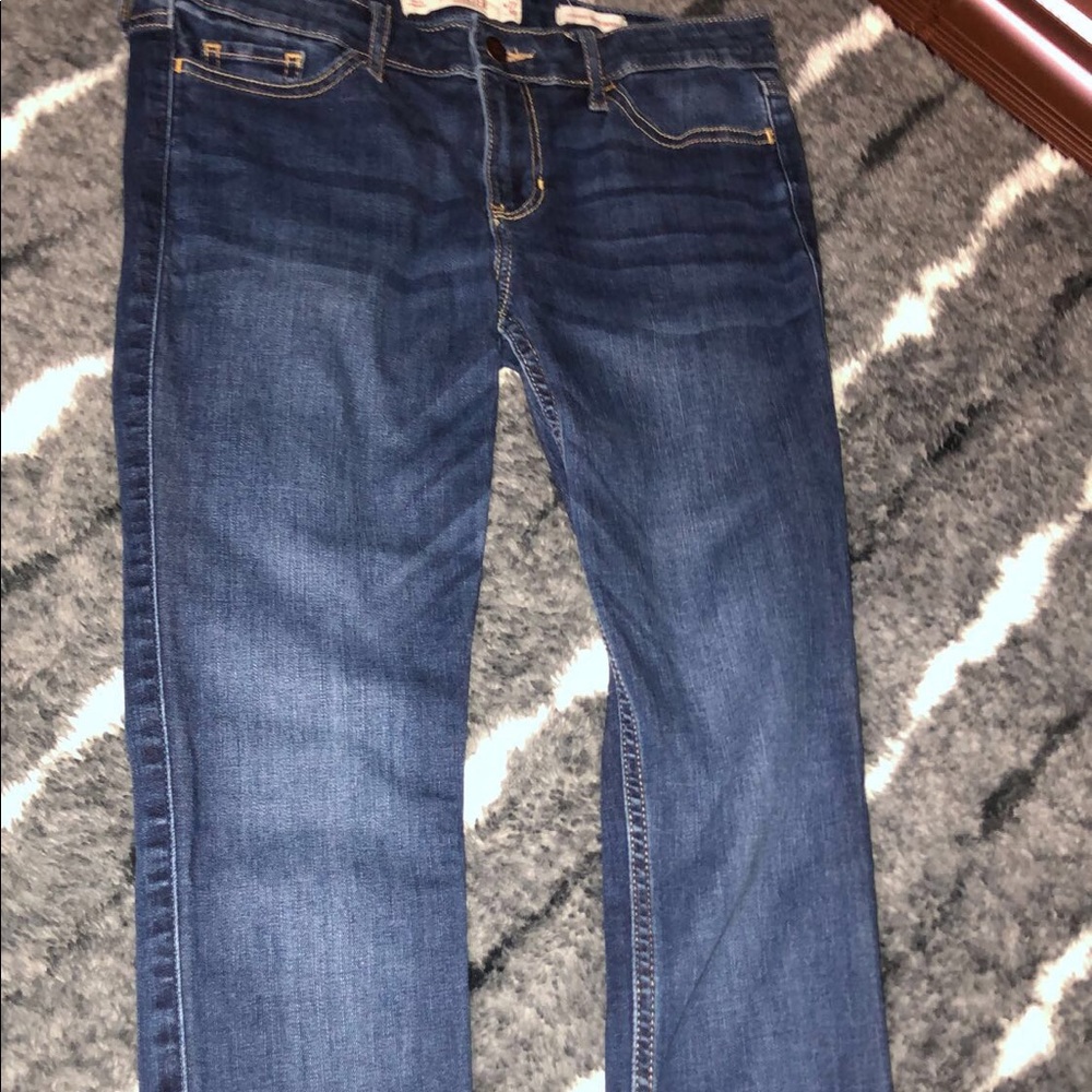 Hollister jeans